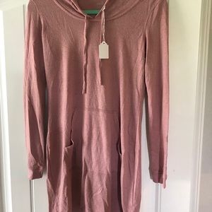 SOHO hooded sweater mini dress by New York & Comp